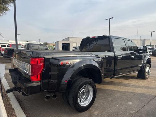 2022 Ford F-450 Limited