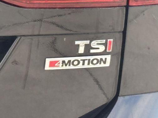 2017 Volkswagen Golf SportWagen TSI S