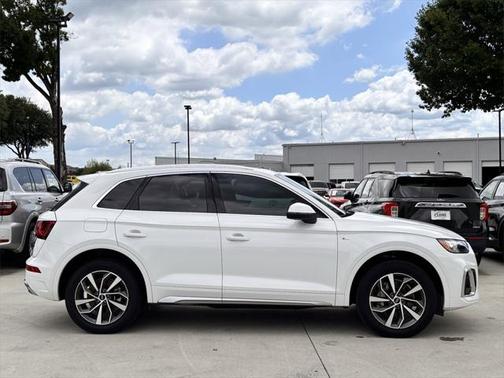 2023 Audi Q5 45 S line Premium Plus