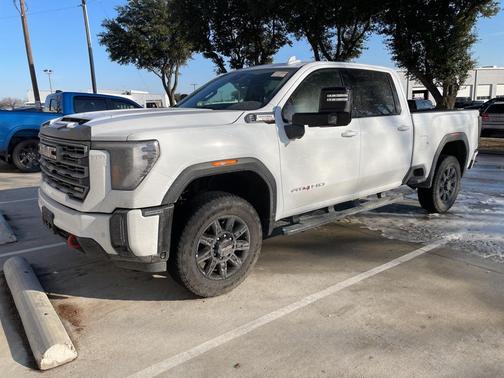 2025 GMC Sierra 2500 AT4