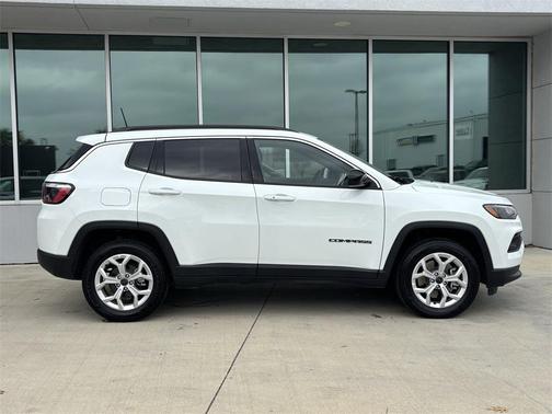 2026 Jeep Compass Latitude
