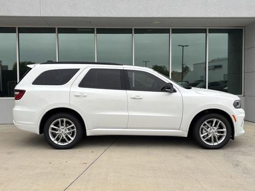 White Knuckle Clearcoat 2026 Dodge Durango GT Plus