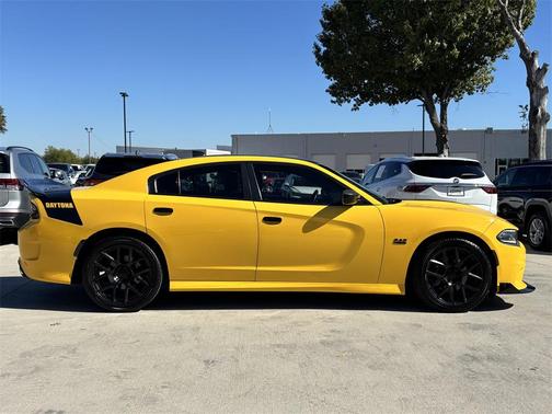 2017 Dodge Charger R/T