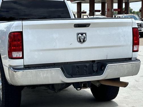 Bright White Clearcoat 2017 RAM 2500 Tradesman Regular Cab 4x2 8' Box