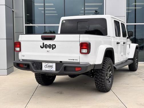 2025 Jeep Gladiator High Tide