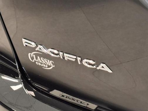 2025 Chrysler Pacifica L