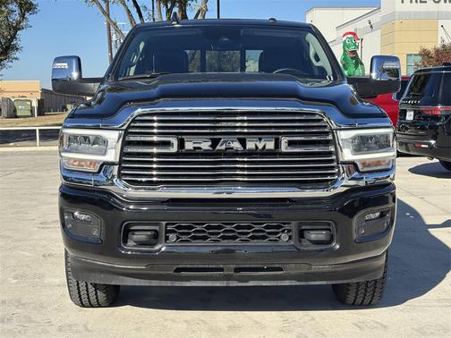 2024 RAM 2500 Laramie Crew Cab 4x4 6'4' Box