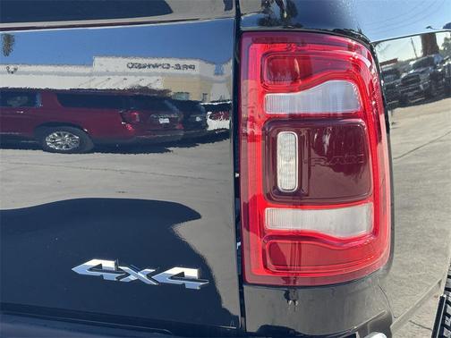 2024 RAM 2500 Laramie Crew Cab 4x4 6'4' Box