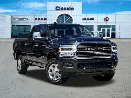 Granite Crystal Metallic Clearcoat 2024 RAM 2500 Laramie Crew Cab 4x4 6'4' Box
