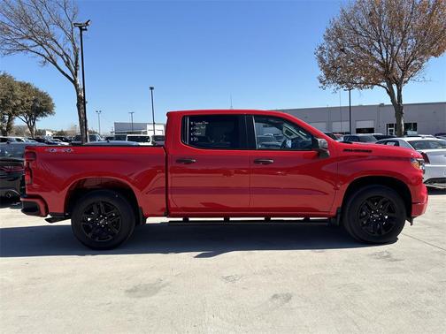 2025 Chevrolet Silverado 1500 Custom