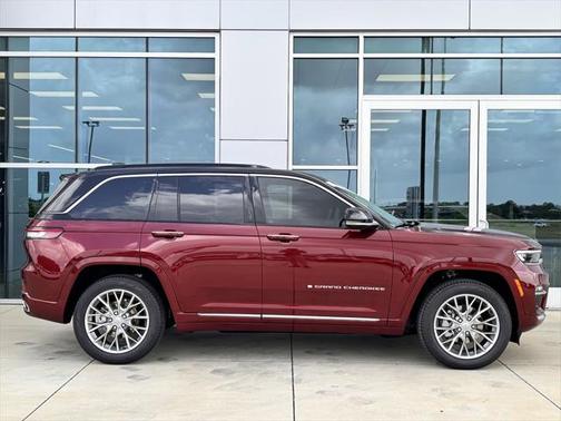 2025 Jeep Grand Cherokee Summit