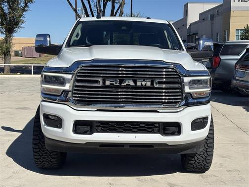 2024 RAM 2500 Laramie Crew Cab 4x4 6'4' Box