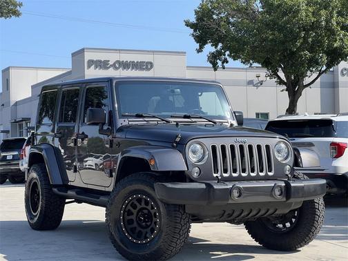 2017 Jeep Wrangler Unlimited Sahara