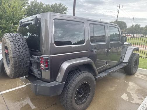 2017 Jeep Wrangler Unlimited Sahara