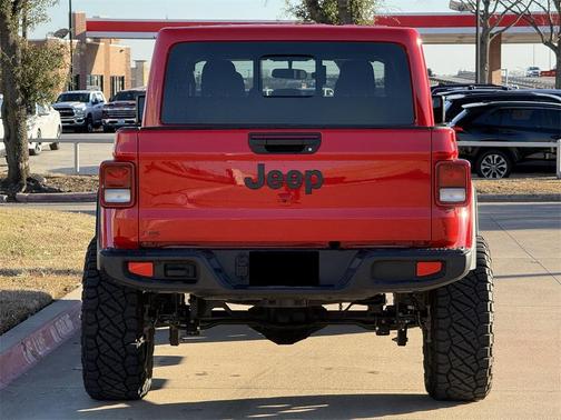 2025 Jeep Gladiator Nighthawk