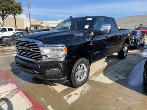 2024 RAM 2500 Laramie Crew Cab 4x4 6'4' Box