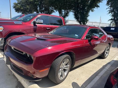 2019 Dodge Challenger SXT