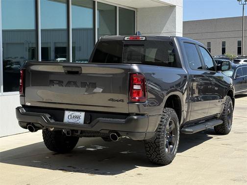 2025 RAM 1500 Warlock Crew Cab 4x4 5'7' Box