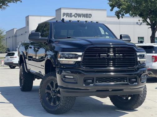 2021 RAM 2500 Laramie Crew Cab 4x4 6'4' Box