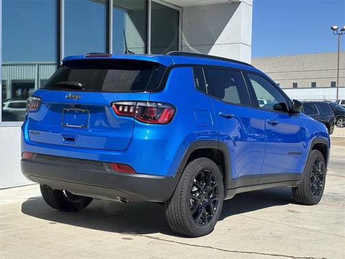 2026 Jeep Compass Latitude