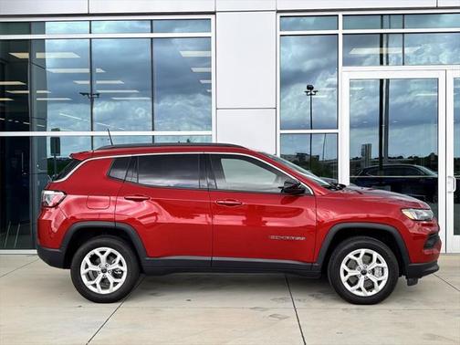2025 Jeep Compass Latitude