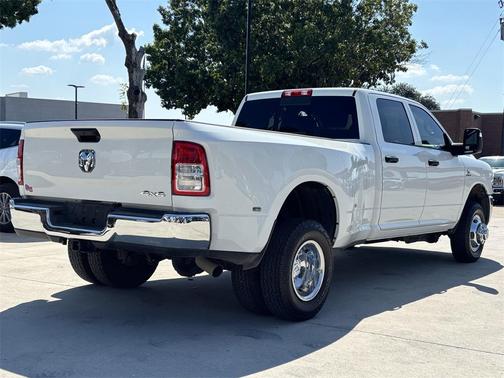2024 RAM 3500 Tradesman Crew Cab 4x4 8' Box