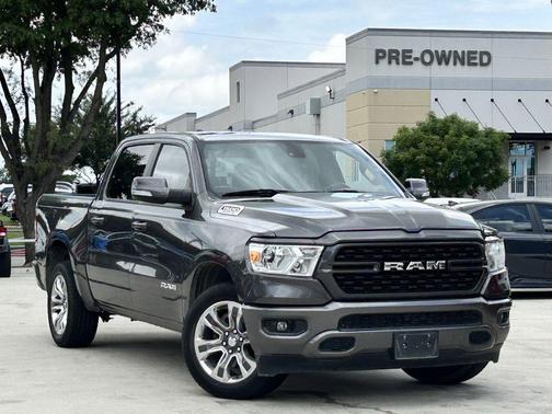 Granite Crystal Metallic Clearcoat 2022 RAM 1500 Big Horn/Lone Star