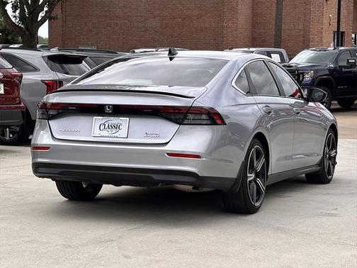 2023 Honda Accord Hybrid Base