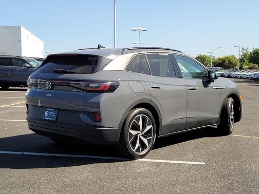 Gray 2023 Volkswagen ID.4 S