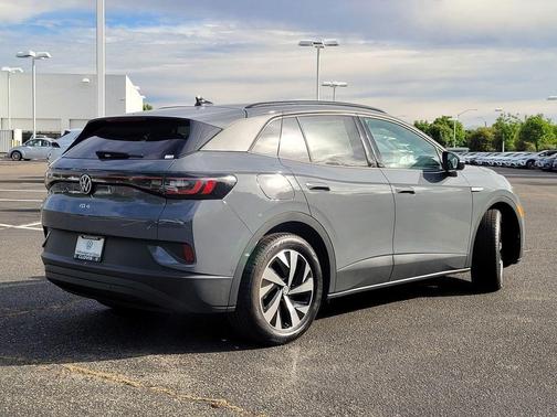 Pure Gray 2026 Volkswagen ID.4 Pro