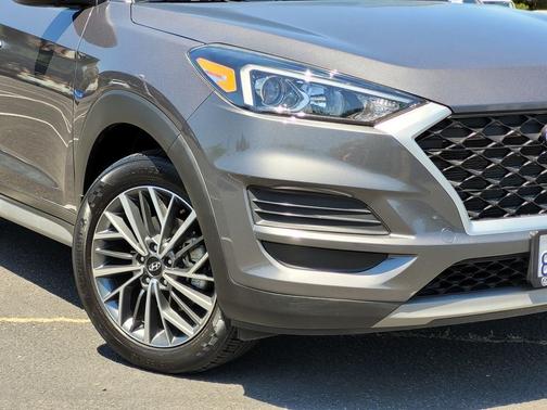 Gray 2021 Hyundai TUCSON SEL