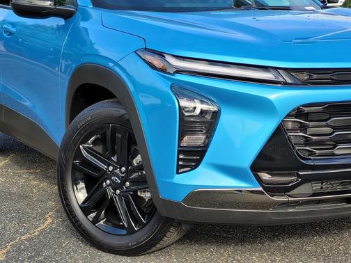 Blue 2025 Chevrolet Trax ACTIV