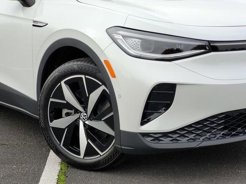 Opal White Pearl 2026 Volkswagen ID.4 Pro S