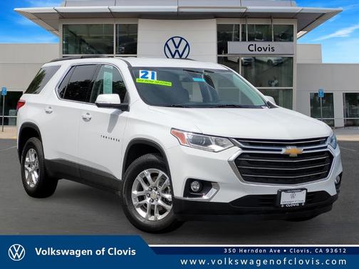 White 2021 Chevrolet Traverse LT