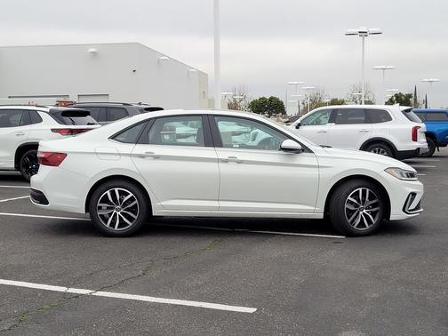 White 2026 Volkswagen Jetta 1.5T SE