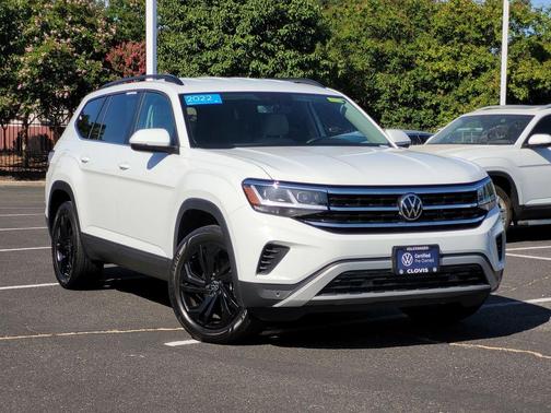 Pure White 2022 Volkswagen Atlas 3.6L SE w/Technology