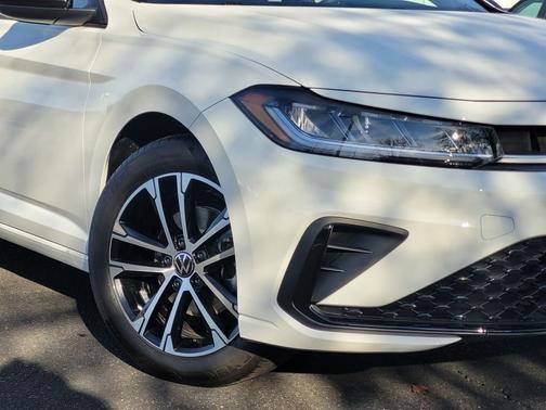 White 2026 Volkswagen Jetta 1.5T Sport