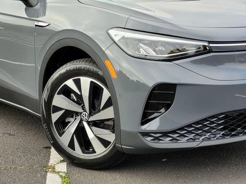 Pure Gray 2026 Volkswagen ID.4 Pro
