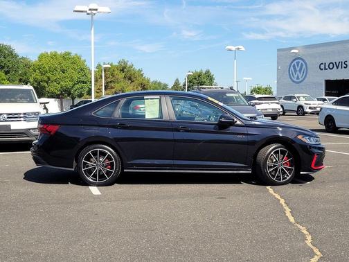 Deep Black Pearl Effect 2025 Volkswagen Jetta GLI 2.0T Autobahn