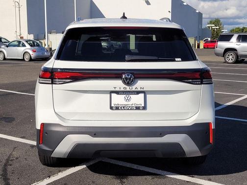 Pure White 2026 Volkswagen Tiguan 2.0T S