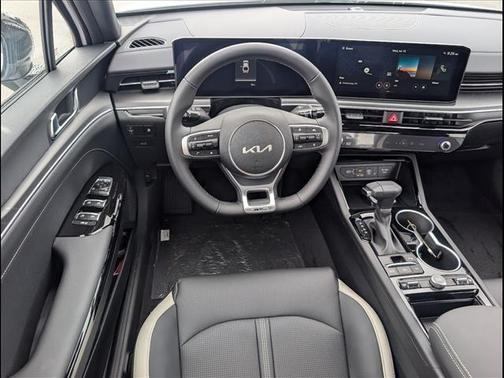 Snow White Pearl 2026 Kia K5 GT-Line