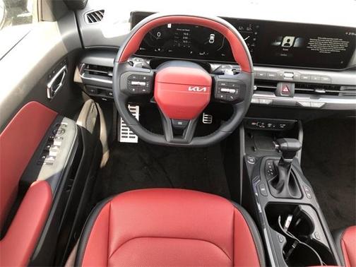 2025 Kia K4 GT-Line Turbo