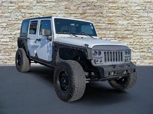 Bright White Clearcoat 2016 Jeep Wrangler Unlimited Sport