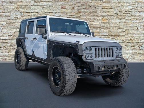 Bright White Clearcoat 2016 Jeep Wrangler Unlimited Sport