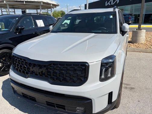 Gray 2025 Kia Telluride SX-Prestige X-Line