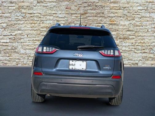 Blue Shade Pearlcoat 2019 Jeep Cherokee Latitude Plus