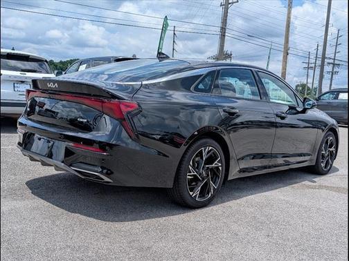 2025 Kia K5 GT-Line