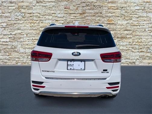 2017 Kia Sorento SX