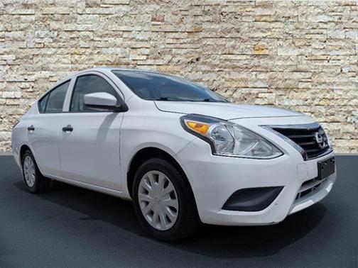 2019 Nissan Versa 1.6 S+