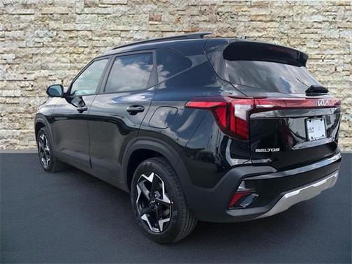 2025 Kia Seltos S
